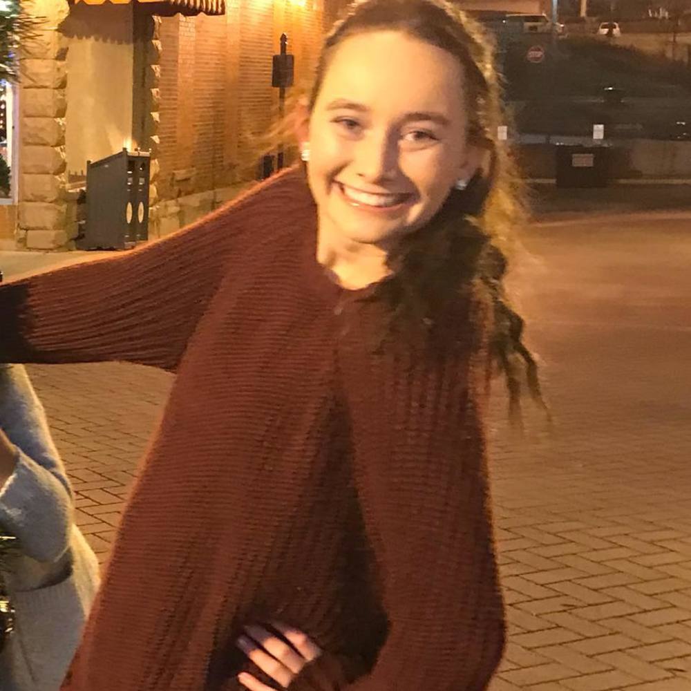 Meet your Posher, Stephanie